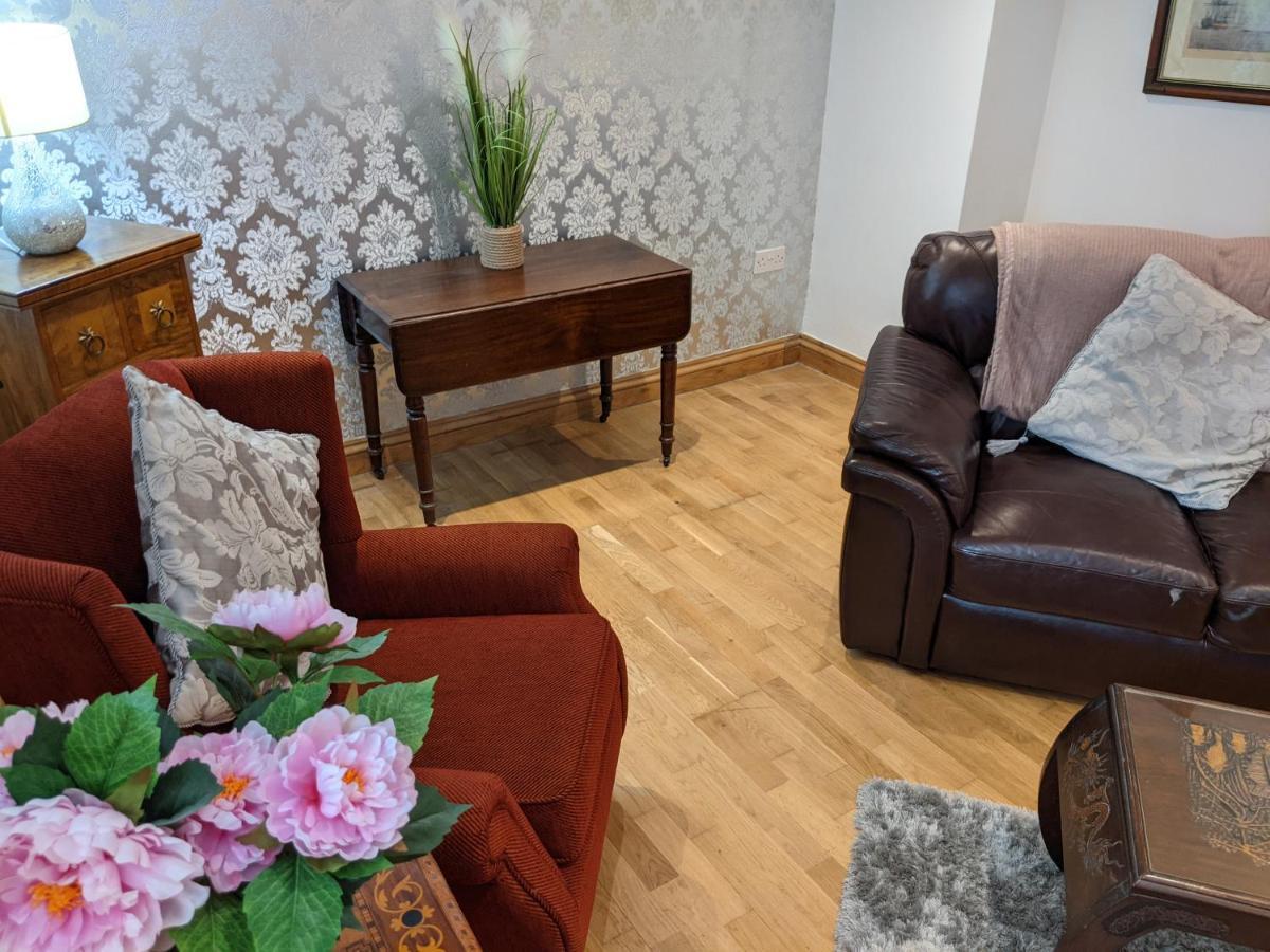 Whitby House Retreat Sleeps 12 Leilighet Sleights Eksteriør bilde